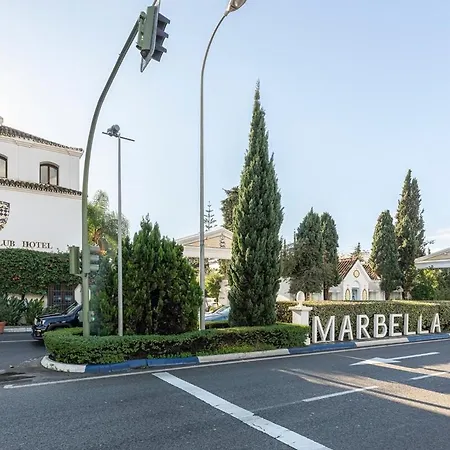 Apartment Cozy With Ac & Barbecue, Close To The Sea Marbella