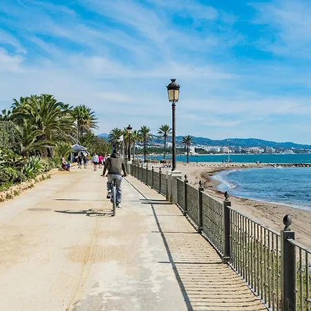 Cozy With Ac & Barbecue, Close To The Sea Marbella