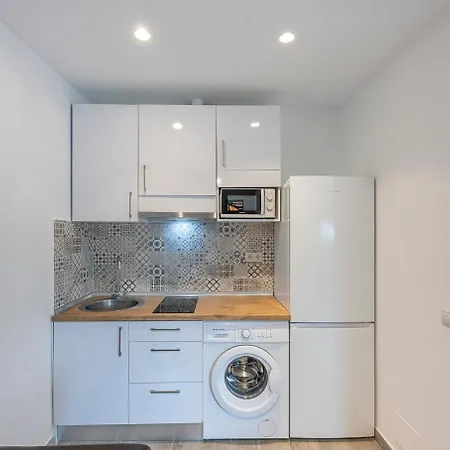 Cozy With Ac & Barbecue, Close To The Sea Apartment
