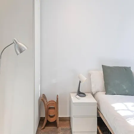 Apartment Cozy With Ac & Barbecue, Close To The Sea Marbella