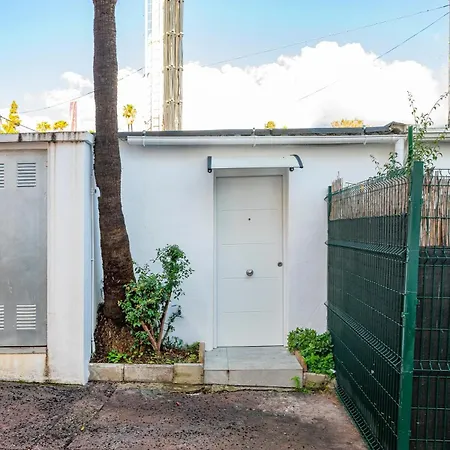 Cozy With Ac & Barbecue, Close To The Sea Apartment